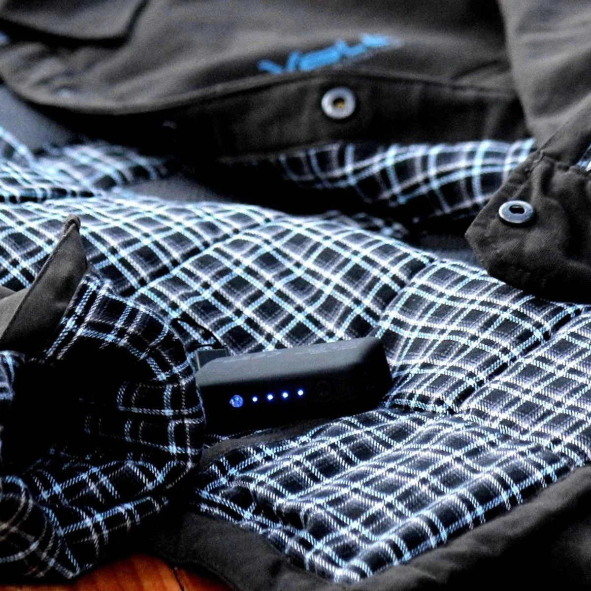 Volt Heat Outfitter 5V Battery Heated Insulated Shirt Jacket 7 Volt Heat Outfitter 5V Battery Heated Insulated Shirt Jacket - Image 5